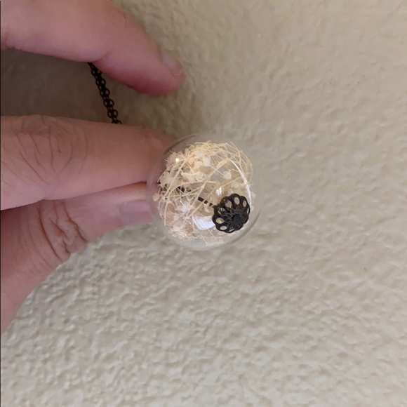 Baby’s Breath Glass Orb Pendant Necklace - Picture 2 of 4